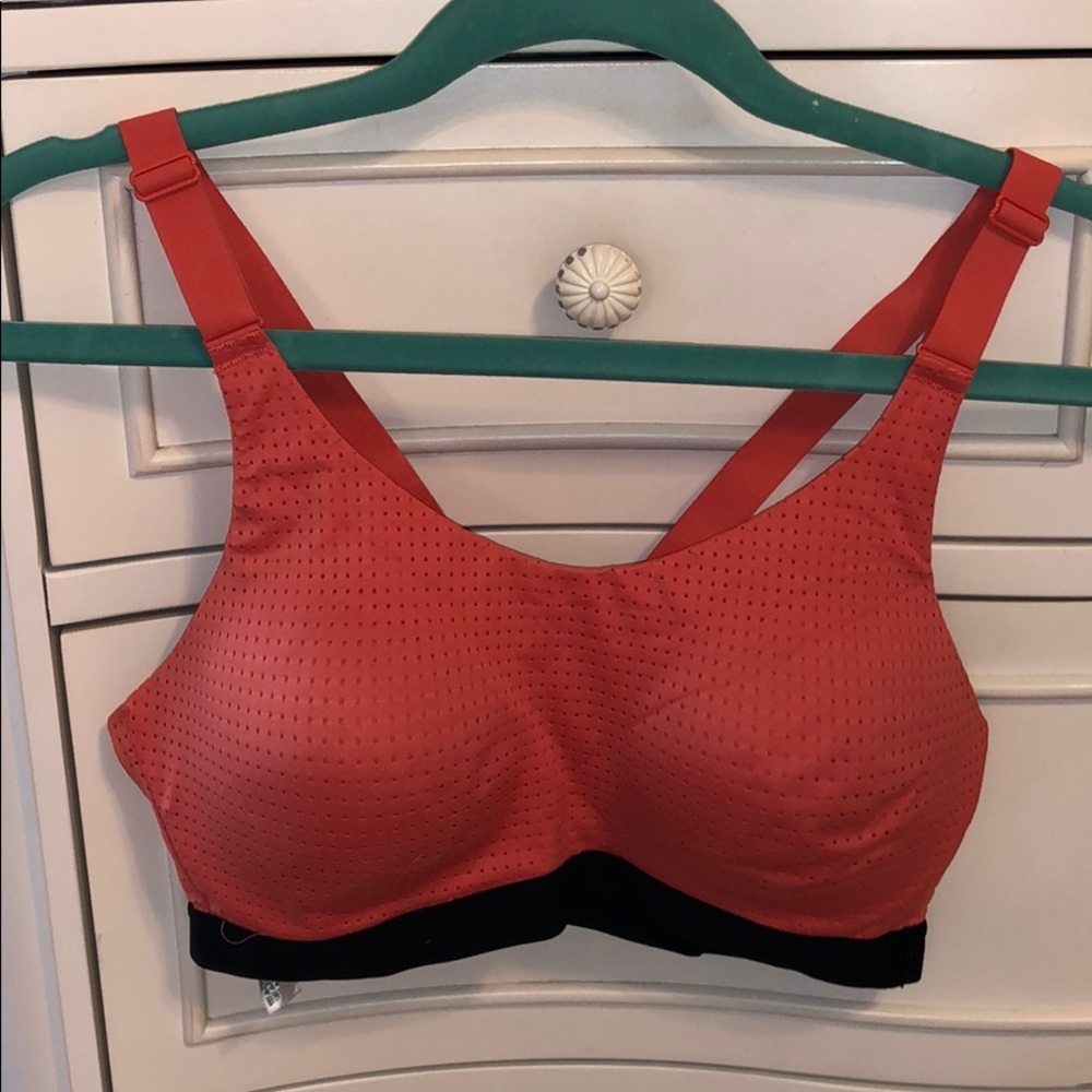 Victoria Secret Sports Bra